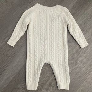 White Unisex Cable Knit Sweater Baby Jumpsuit Size 6-9 Months